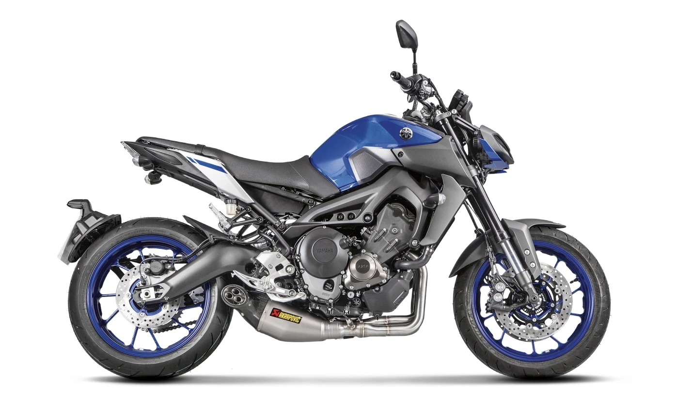 Akrapovic Racing Exhaust System Yamaha FZ-09 / MT-09 / FJ-09 / Tracer 900 / XSR900 2 Akrapovic Racing Exhaust System Yamaha FZ-09 / MT-09 / FJ-09 / Tracer 900 / XSR900 - Image 2