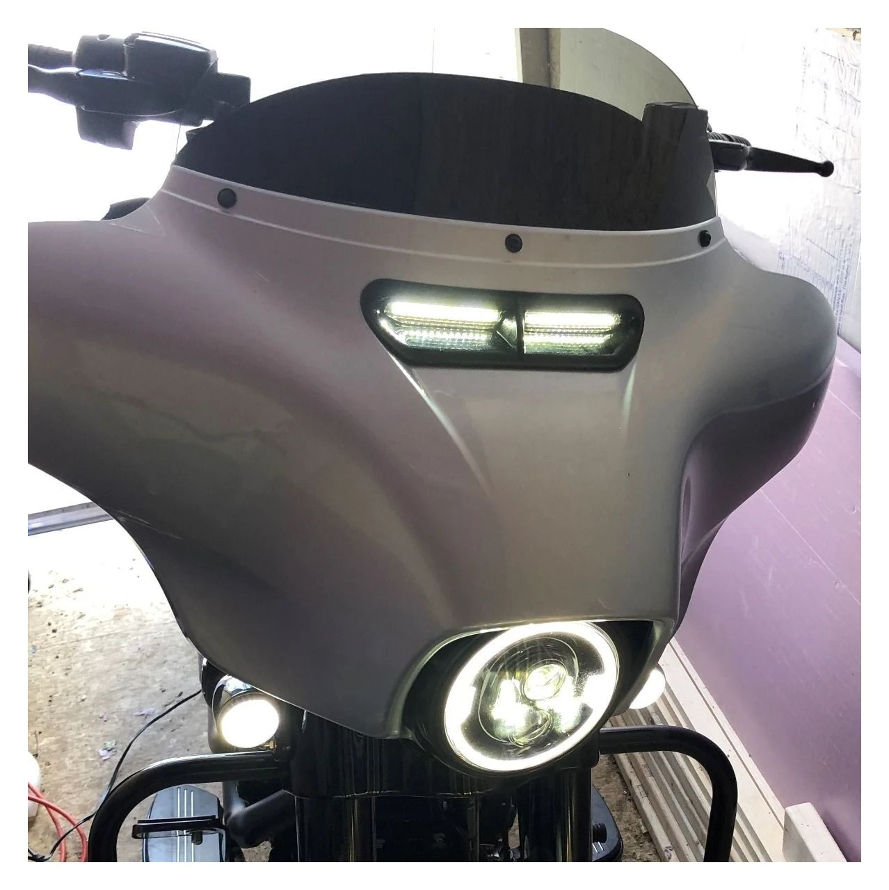 Custom Dynamics LED Vent Insert For Harley Touring 2014-2023 4 Custom Dynamics LED Vent Insert For Harley Touring 2014-2023 - Image 4