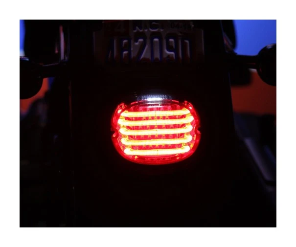 Custom Dynamics ProBEAM Low Profile LED Taillight With Turn Signals For Harley 1999-2023 - Image 2