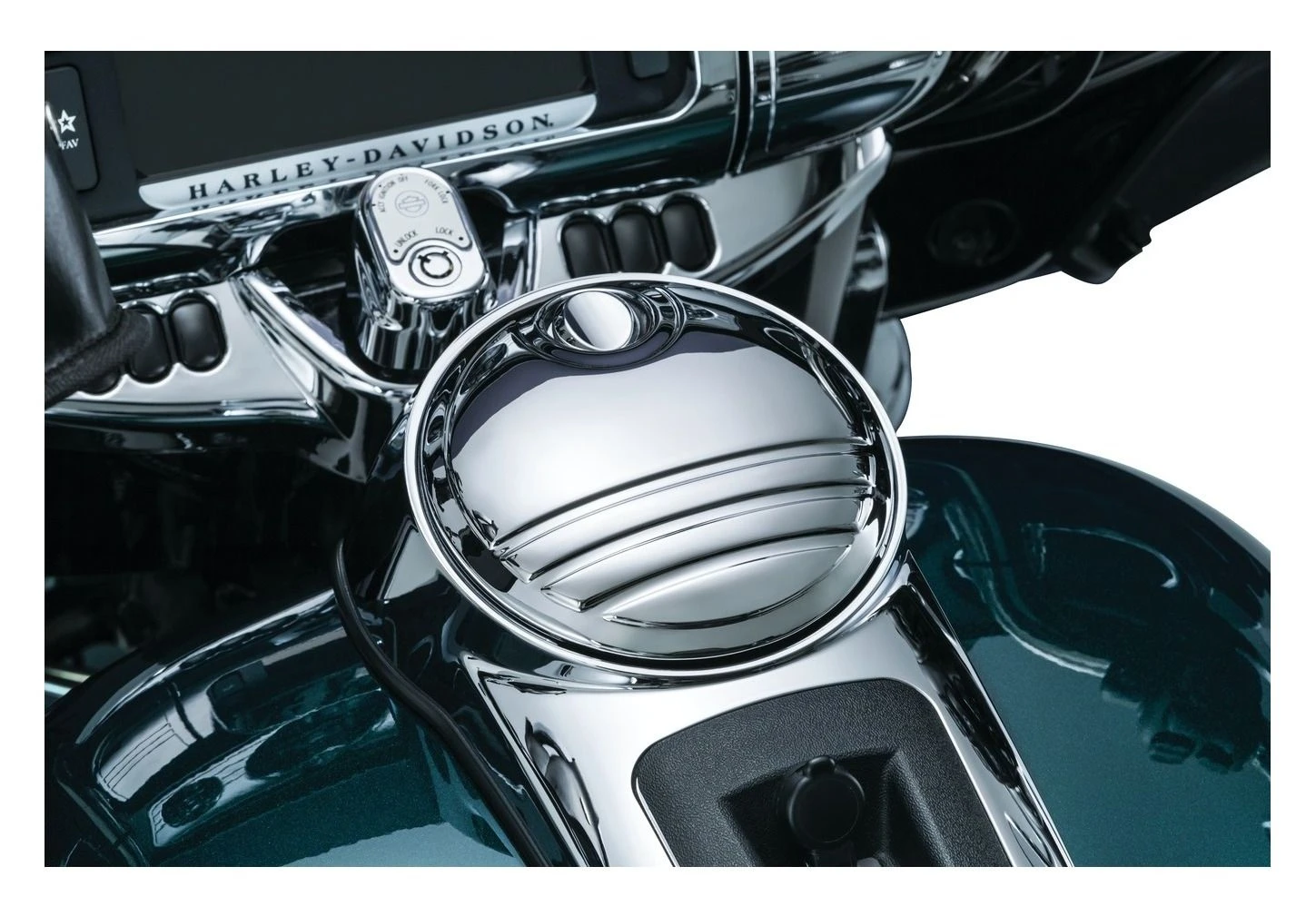 Kuryakyn Tri-Line Fuel Door For Harley Touring 2008-2023 - Image 3