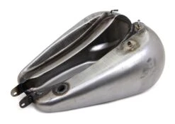 V-Twin Mfg. 5.1 Gallon Stock Style Tank For Harley FXDB / FXDWG 2010-2017 11 V-Twin Mfg. 5.1 Gallon Stock Style Tank For Harley FXDB / FXDWG 2010-2017 -Motorcycle Series v twin mfg stock tank51 g1017 fxdb fxdwg 5